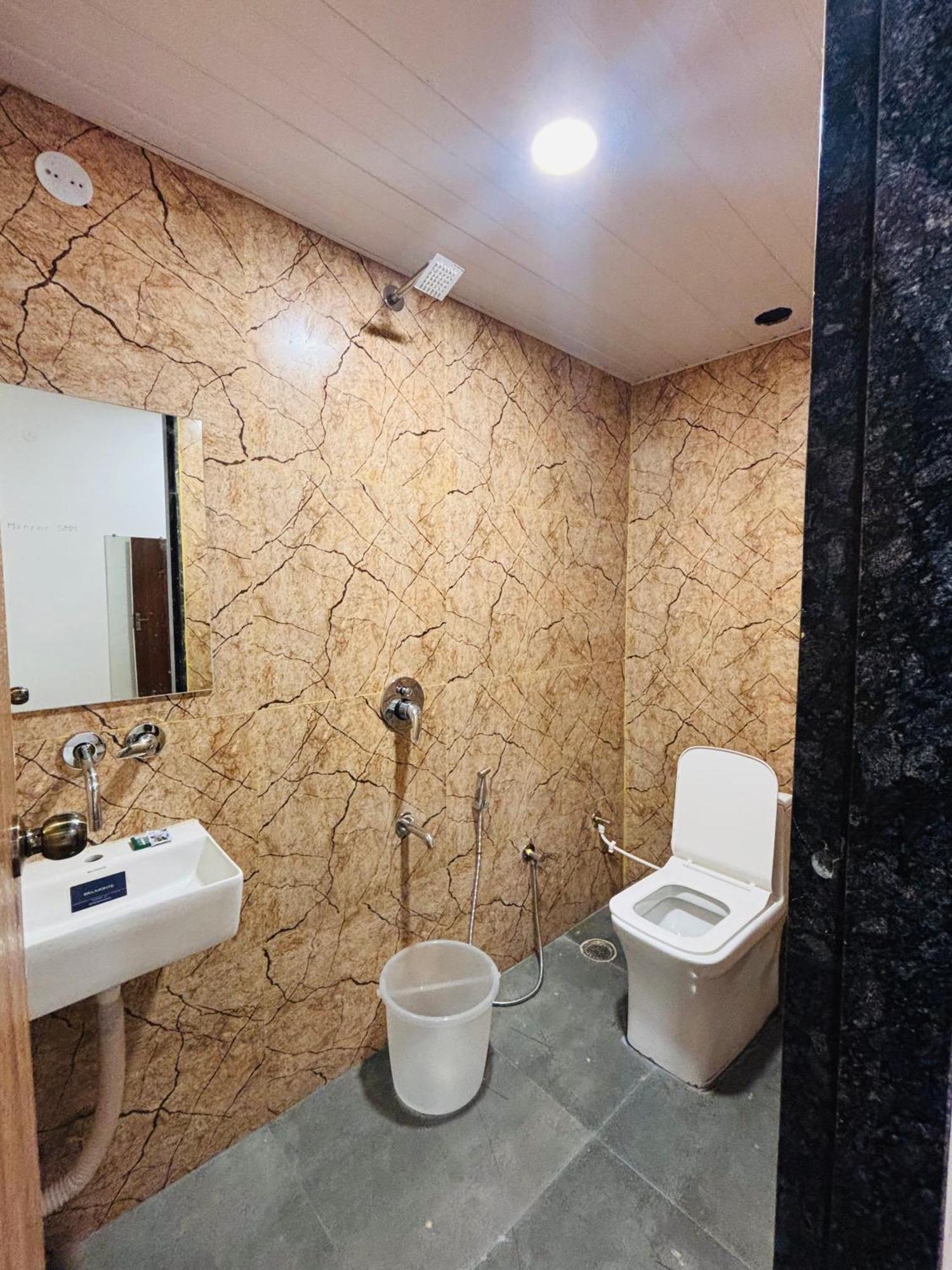Hotel Vedicvista Indore Exterior photo